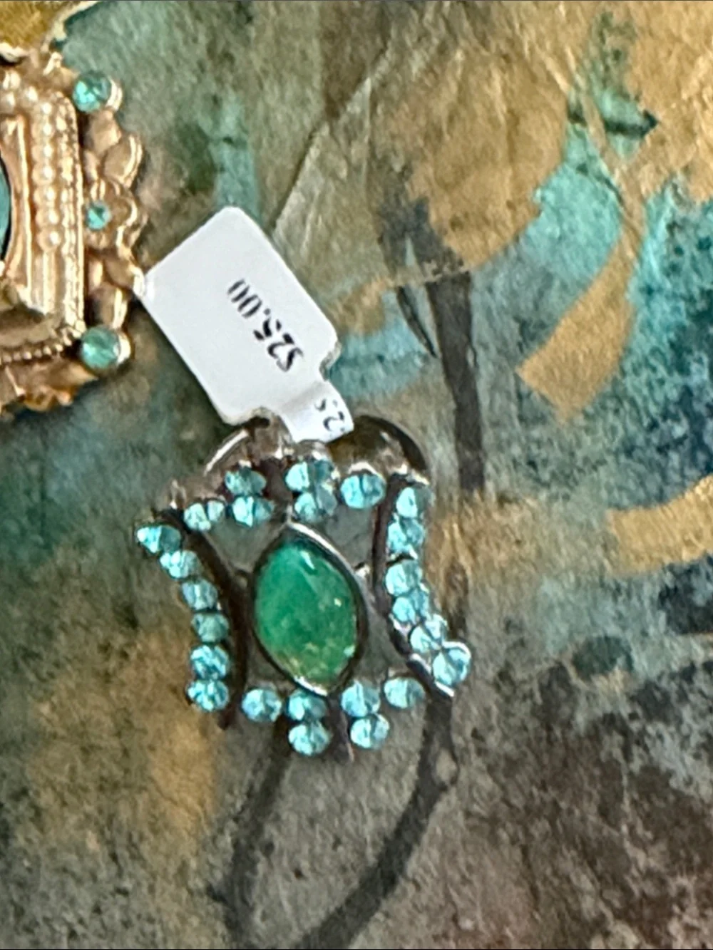 Ring adjustable blue crystal fantasy marquis green faceted center silver tone